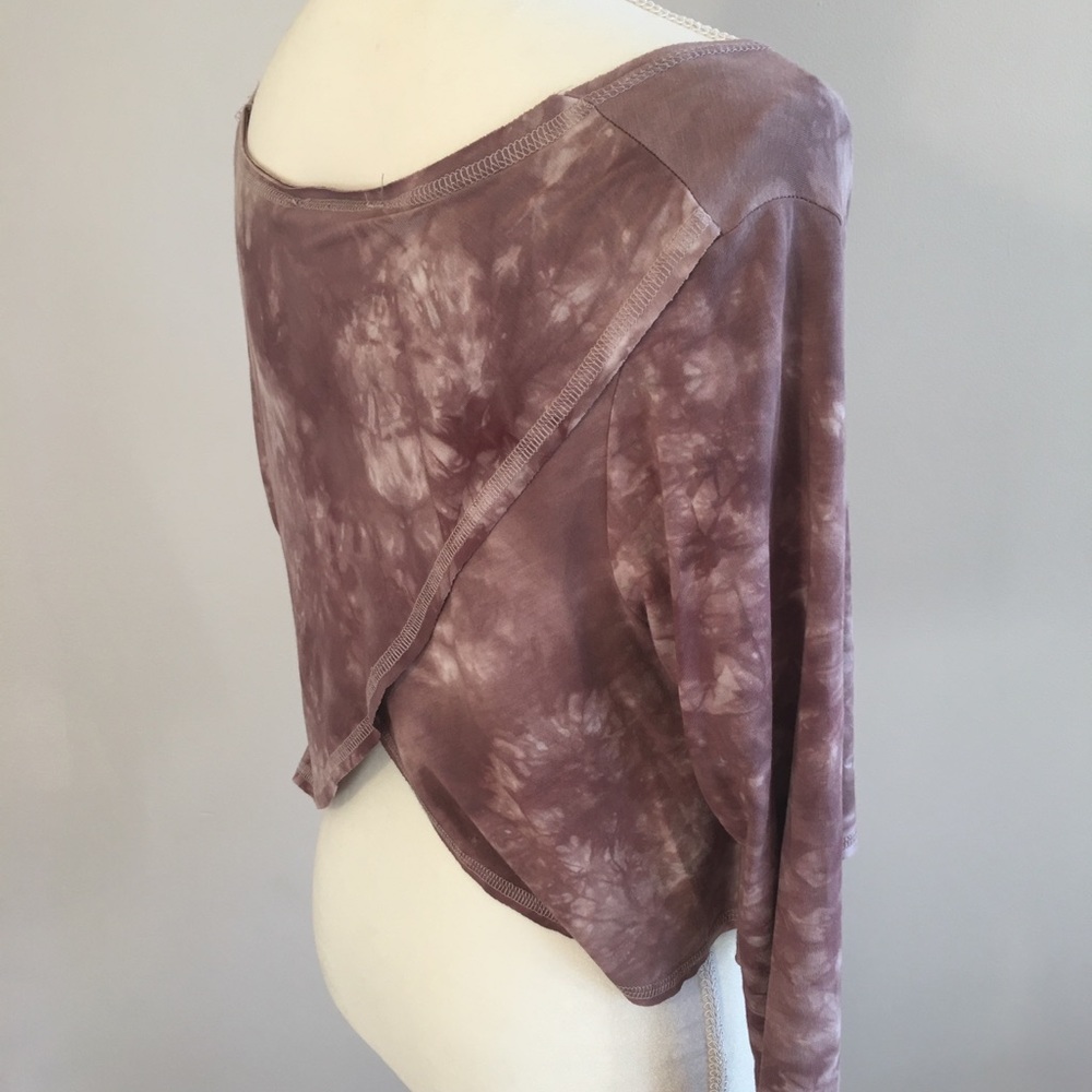 ⭐️Open Back TOP by 5 TWO 3, sz L open back NWT